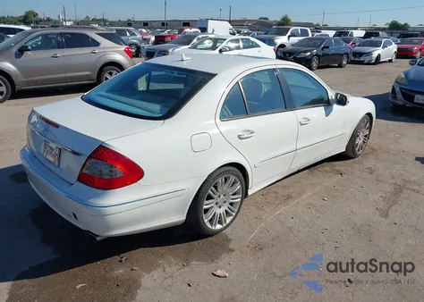 2008 Mercedes-Benz E 350 из США, поврежденный, VIN WDBUF56X58B339272